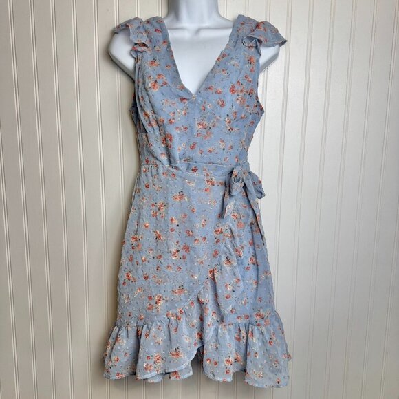 Dee Elly Dresses & Skirts - Dee Elly blue floral sleeveless wrap mini dress ruffled size medium K36